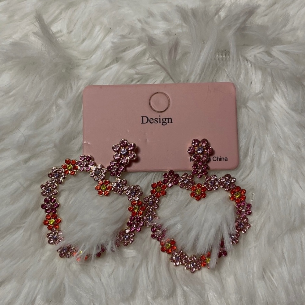 New Valentines Red and Pink Dangling Heart Earrings